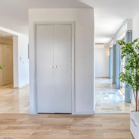 Apartment L43 Maurice Sea View 6pax/terrace,parking,ac Saint-Laurent-du-Var