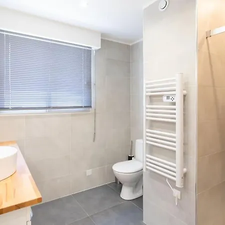 L43 Maurice Sea View 6pax/terrace,parking,ac Apartment *