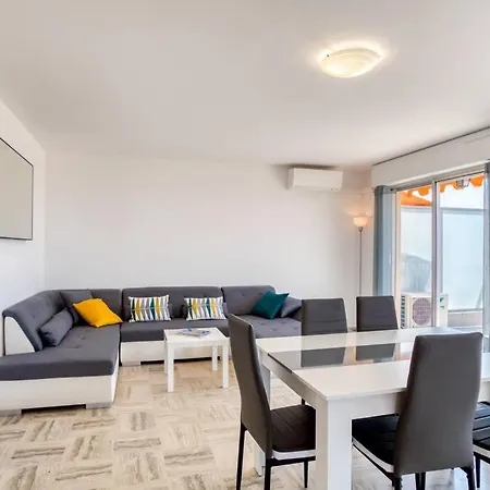 L43 Maurice Sea View 6pax/terrace,parking,ac Apartment *