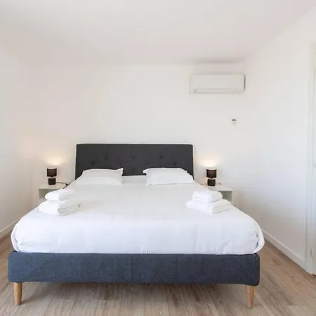 L43 Maurice Sea View 6pax/terrace,parking,ac Appartamento *